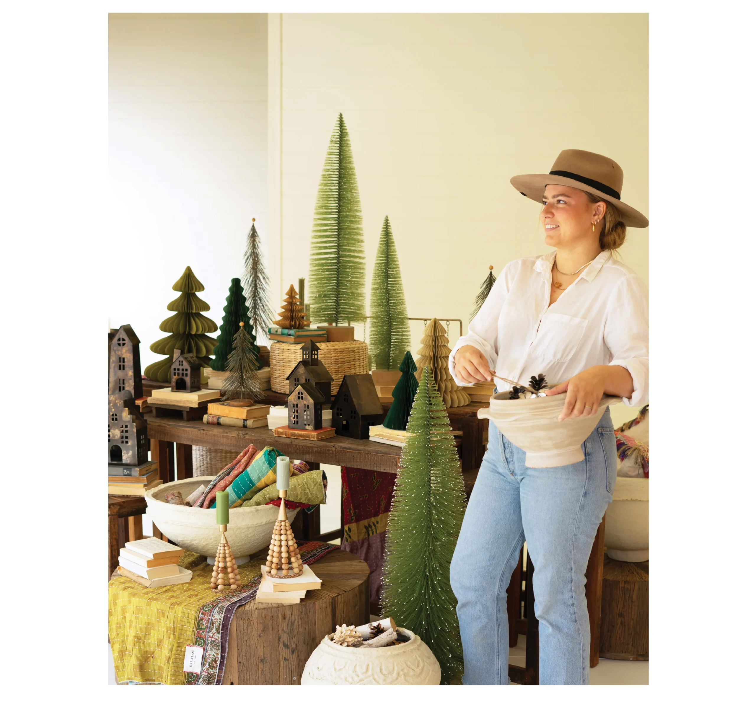 Create a unique Holiday display with Kalalou!